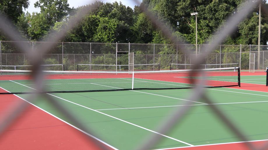 South Point High School Tennis Courts